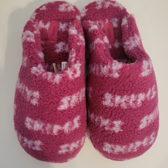 SKIMS Shoes - Skims Pink Teddy Sherpa Slippers SZ 38 (7.5)